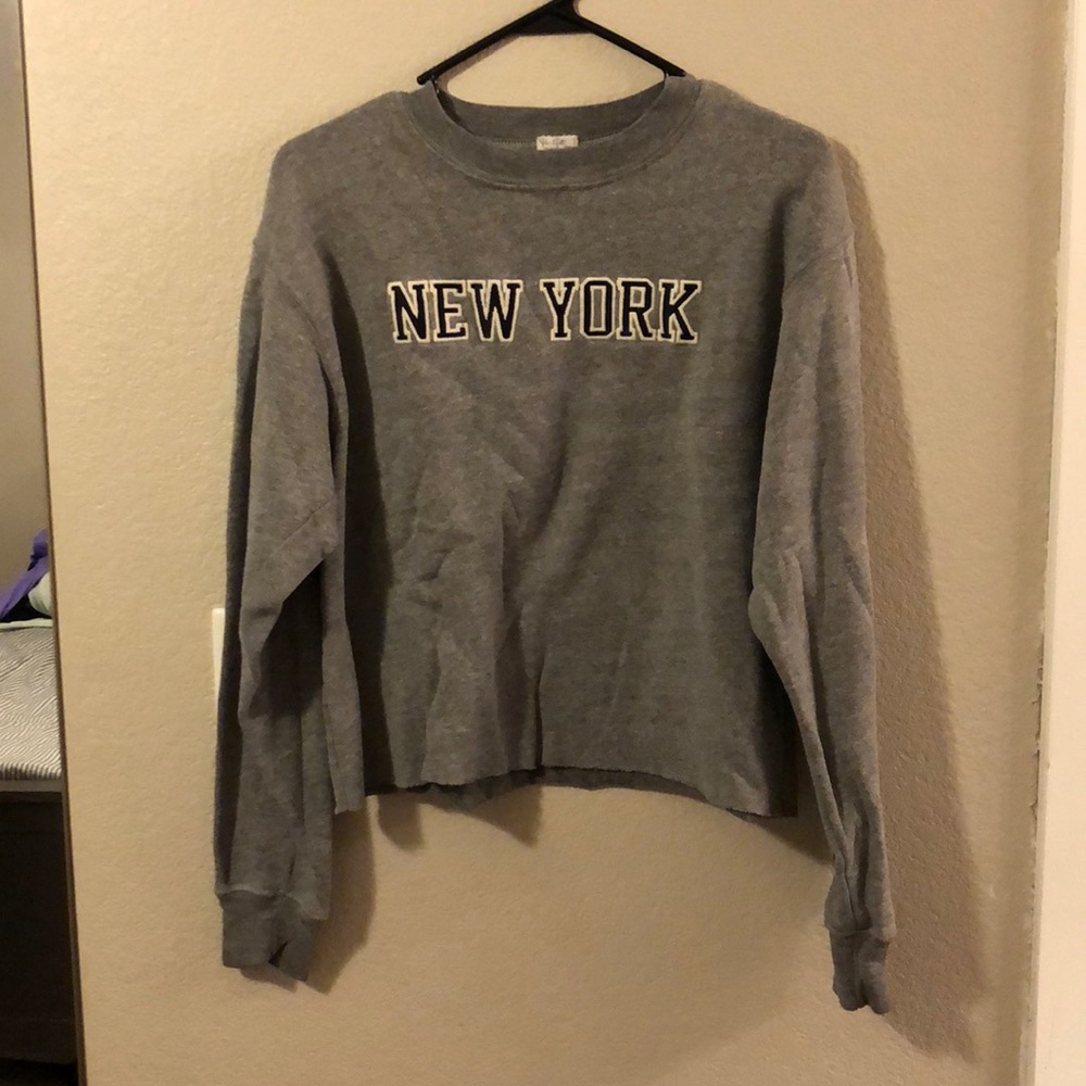 Brandy Melville cropped crew neck